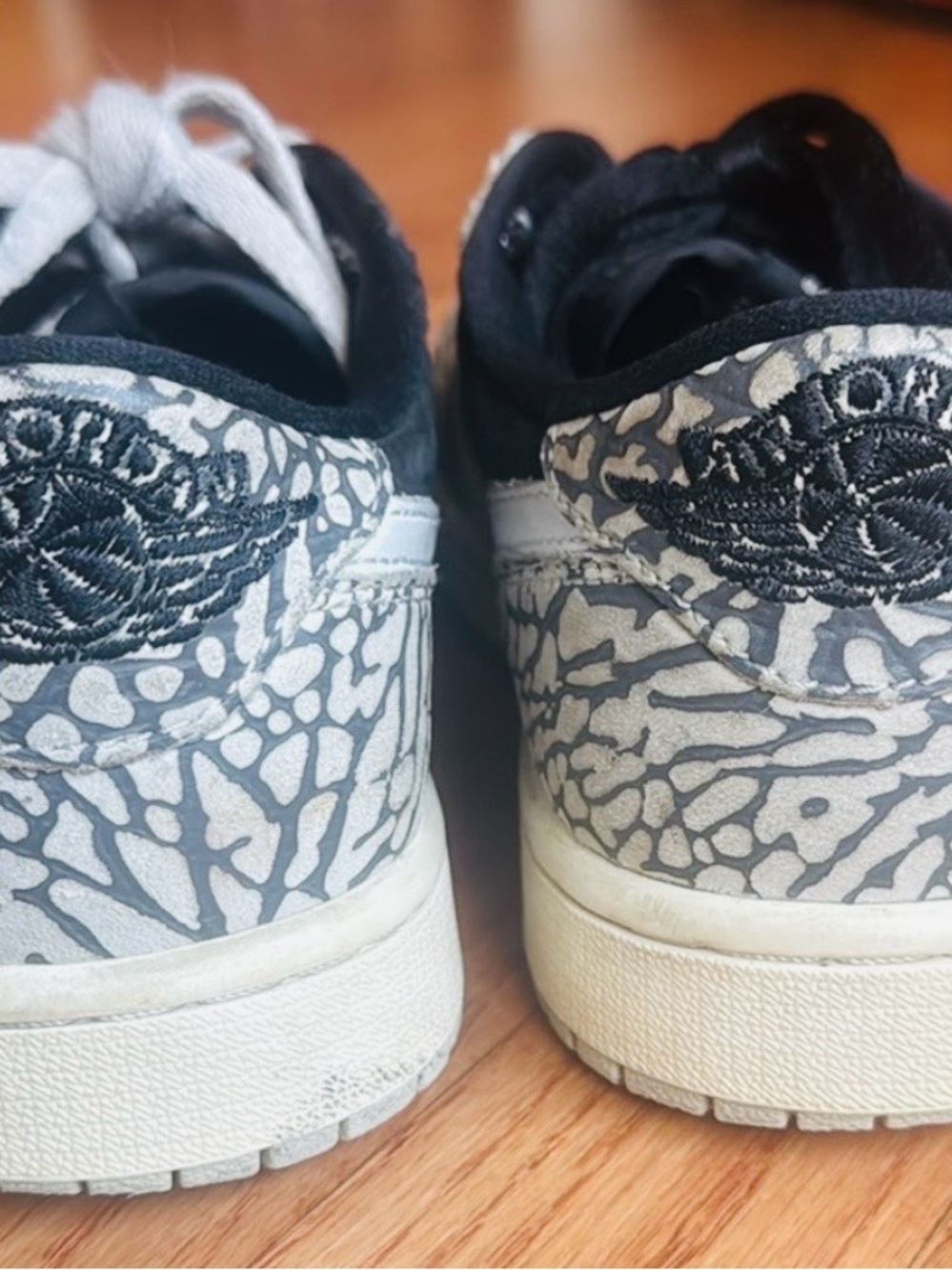 Air Jordan 1 Retro Low OG Black Cement Gray Sneakers Shoes CZ0775-001-Womens 7 - Picture 3 of 5